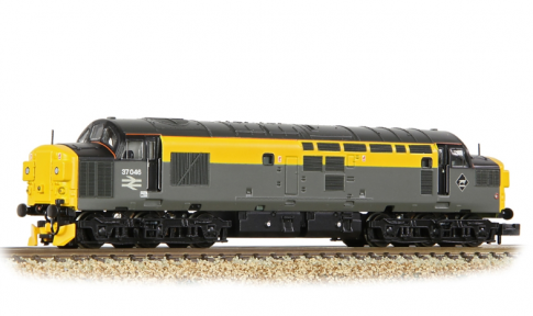 Graham Farish 371-466A Class 37/0 Split Headcode 37046 BR Engineers Grey & Yellow